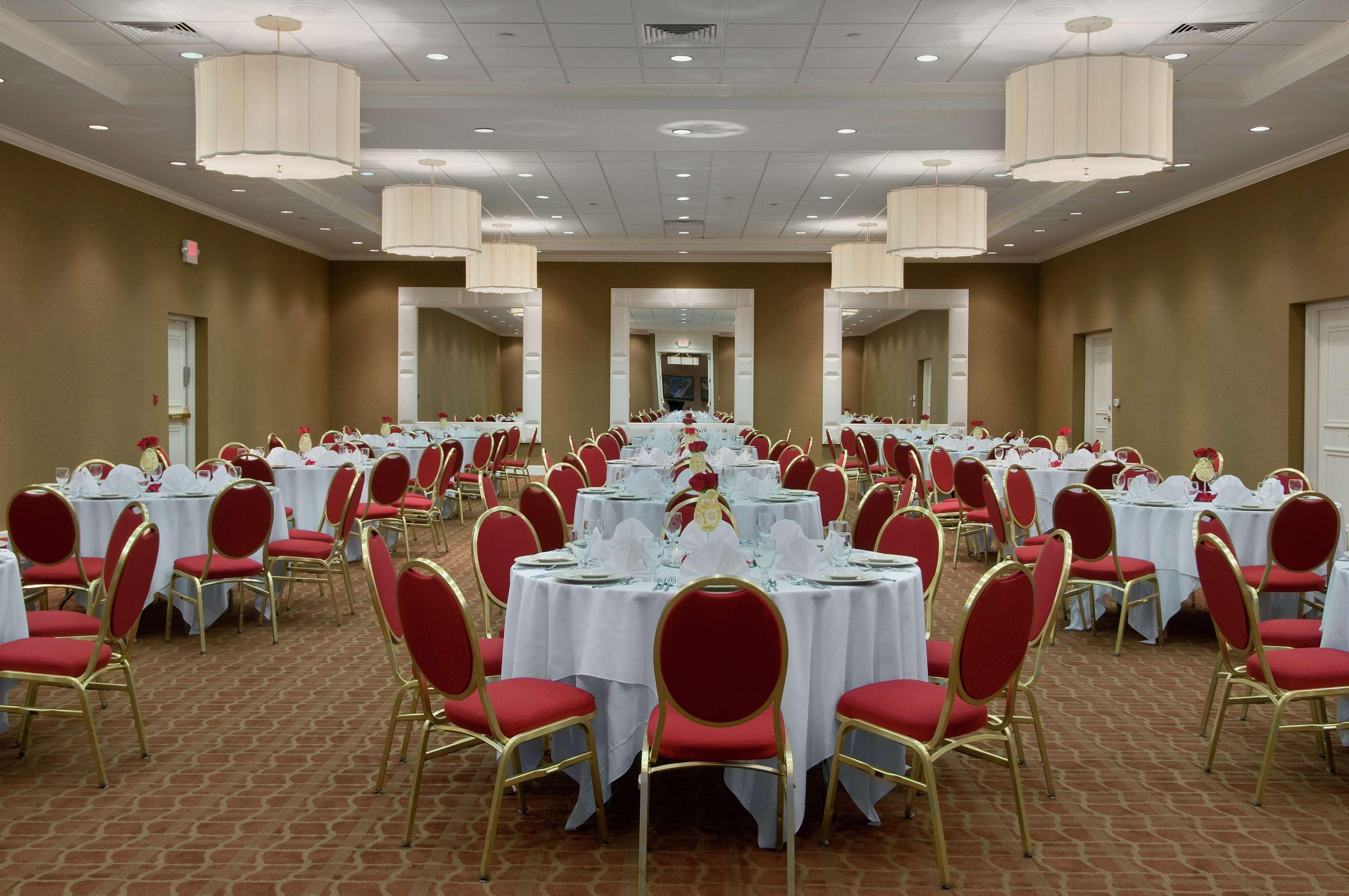 Hilton St. Louis Airport Hotel Woodson Terrace Instalações foto