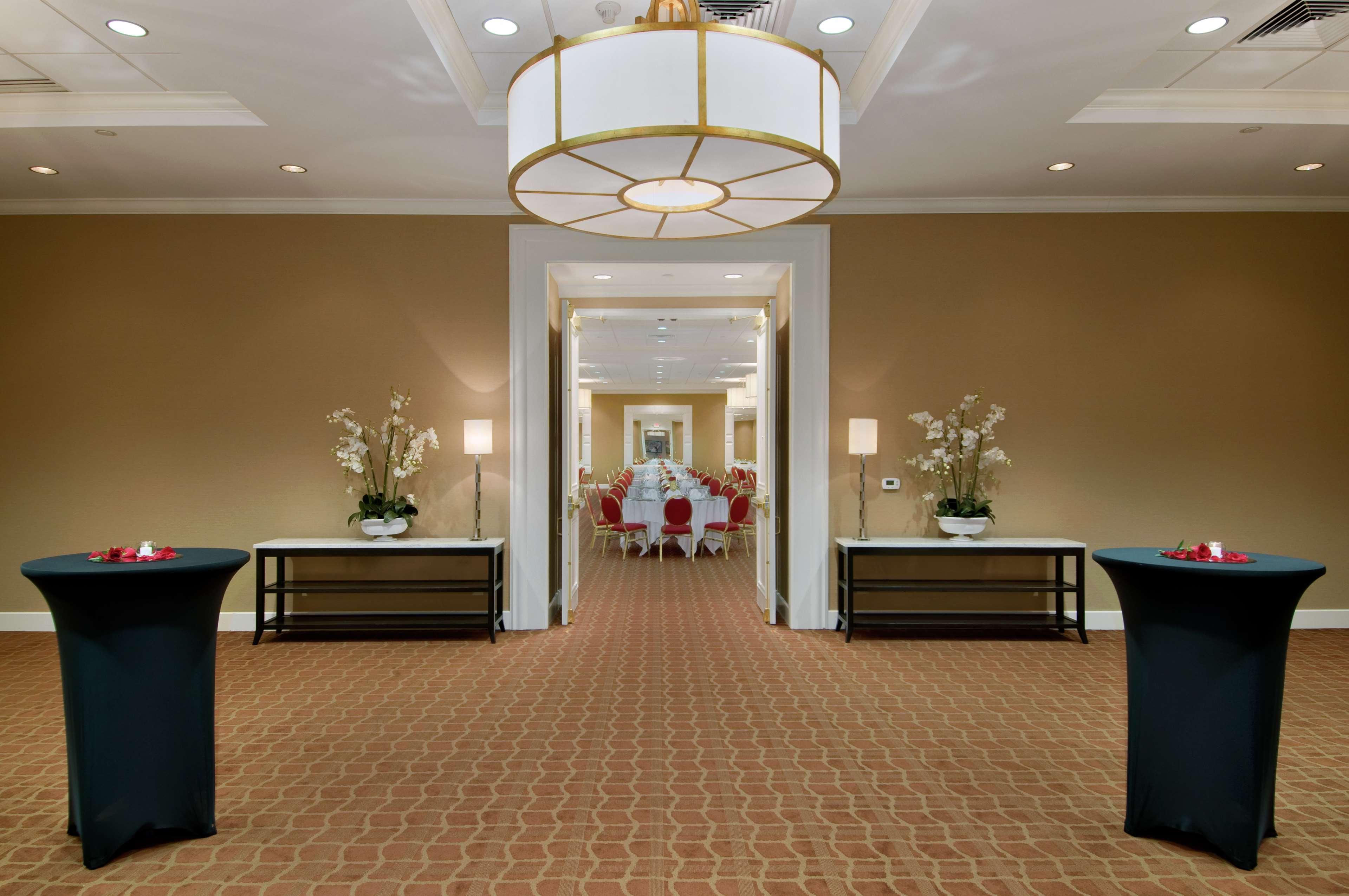 Hilton St. Louis Airport Hotel Woodson Terrace Interior foto