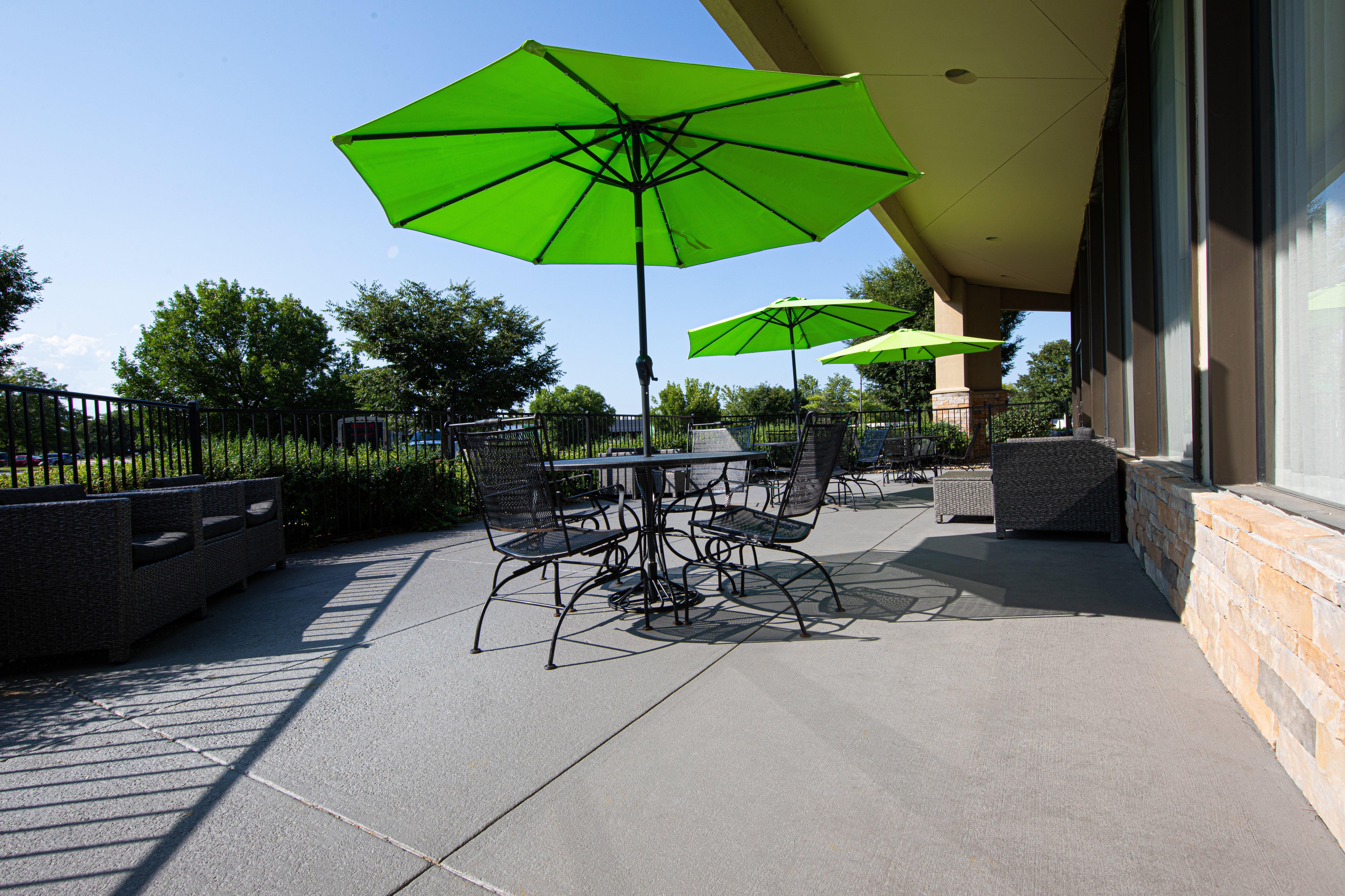 Hilton St. Louis Airport Hotel Woodson Terrace Exterior foto